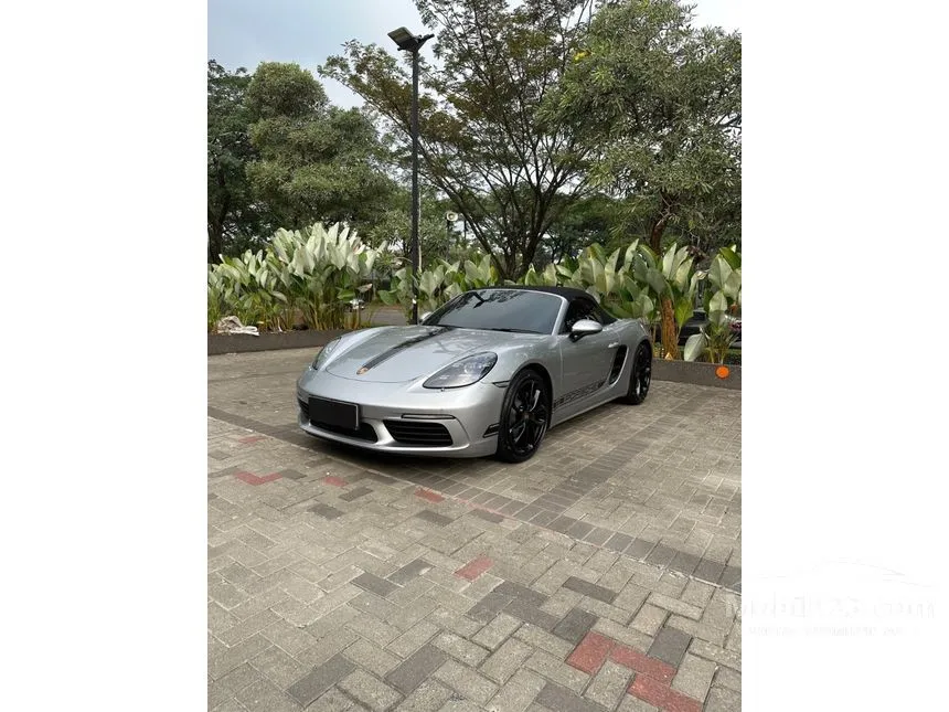 2025 Porsche 718 Boxster Convertible