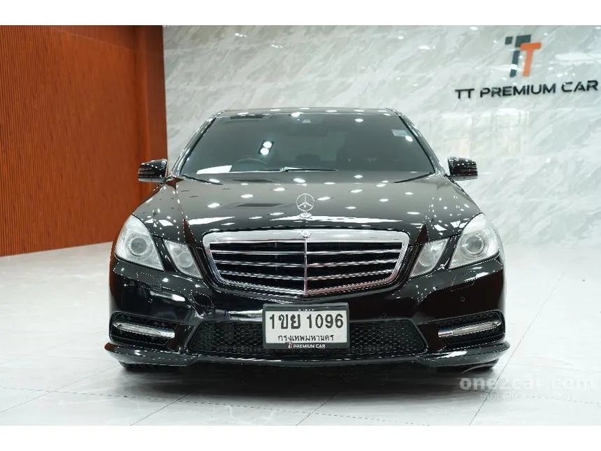 2012 Mercedes-Benz E250 Avantgarde CGI BlueEFFICIENCY Sedan