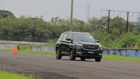 Wuling Almaz 5-Seater juga Punya Fitur Voice Command Mulai Agustus