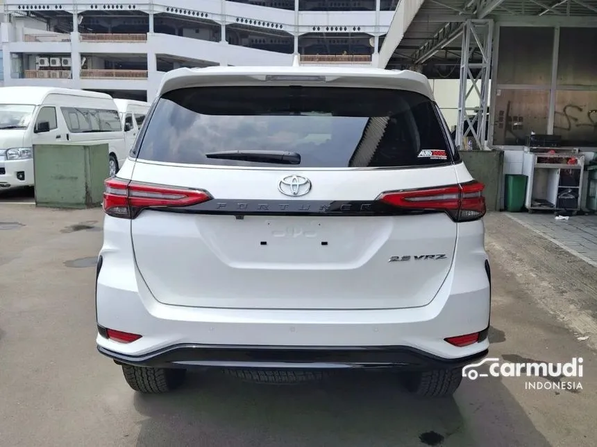 2024 Toyota Fortuner VRZ TSS SUV