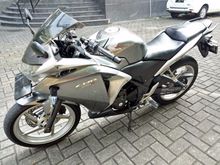 Honda CBR 250 Sport Bike 2011