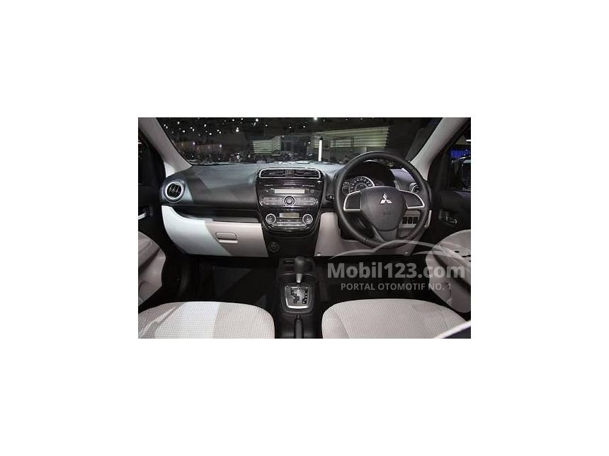 2016 Mitsubishi Mirage GLX Hatchback