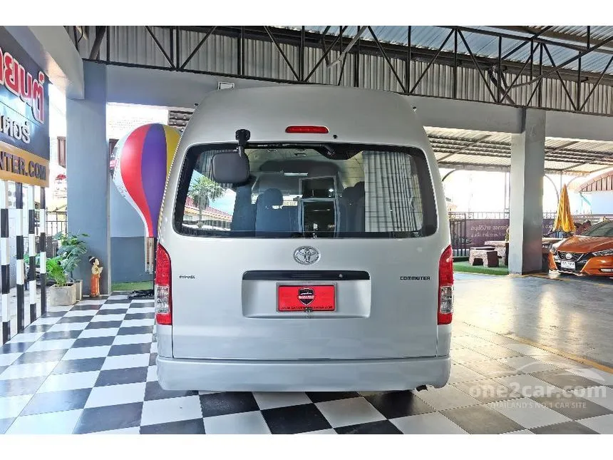 2022 Toyota HIACE D4D Van