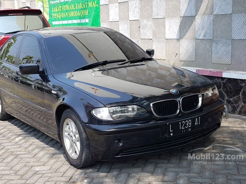 Jual Mobil BMW 318i 2003 E46 2.0 di Jawa Timur Automatic 