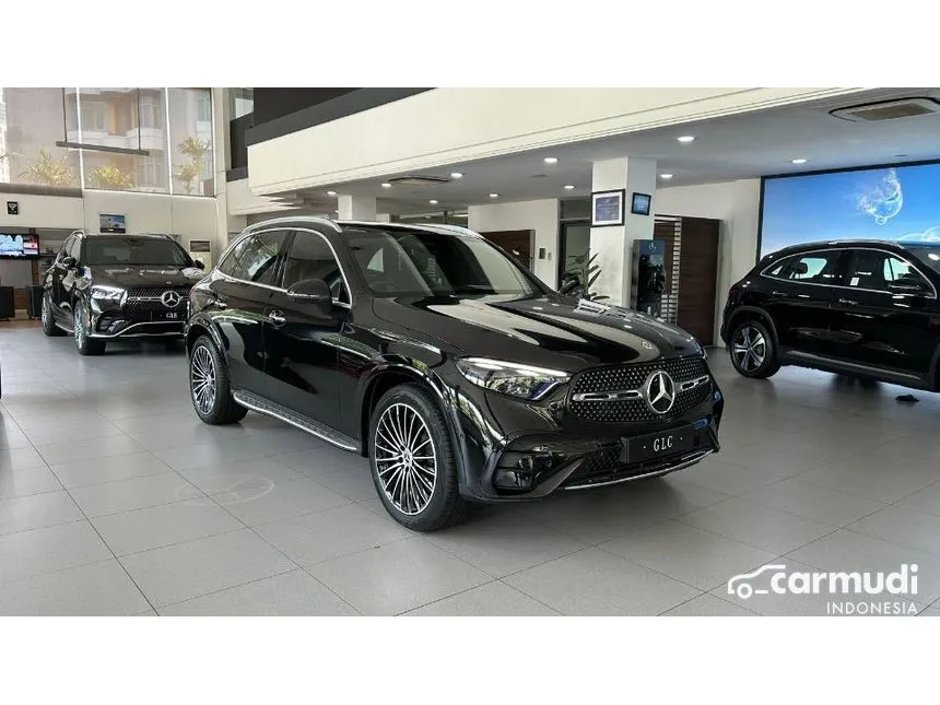 2025 Mercedes-Benz GLC300 AMG Line 4MATIC SUV