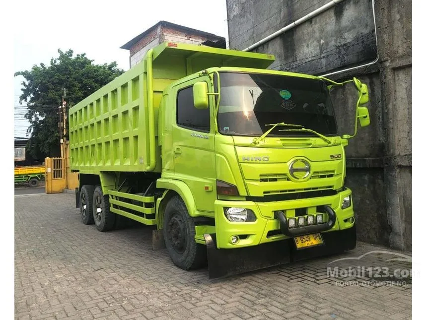 Jual Mobil Hino Ranger 2017 7.7 7.7 di DKI Jakarta Manual Trucks Hijau Rp 790.000.000