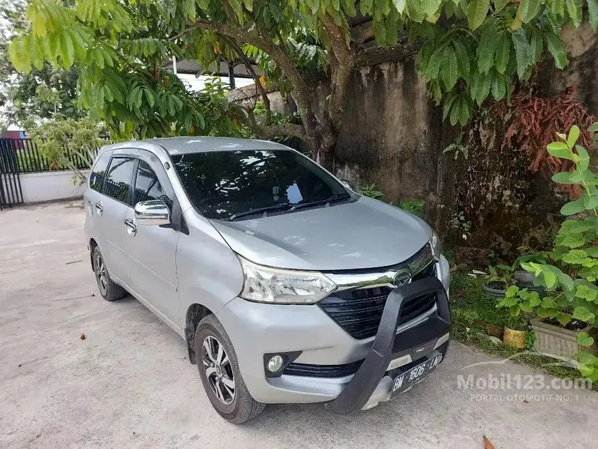 Jual Mobil Daihatsu Xenia 2016 R 1.3 di Riau Manual MPV Silver Rp 145.000.000