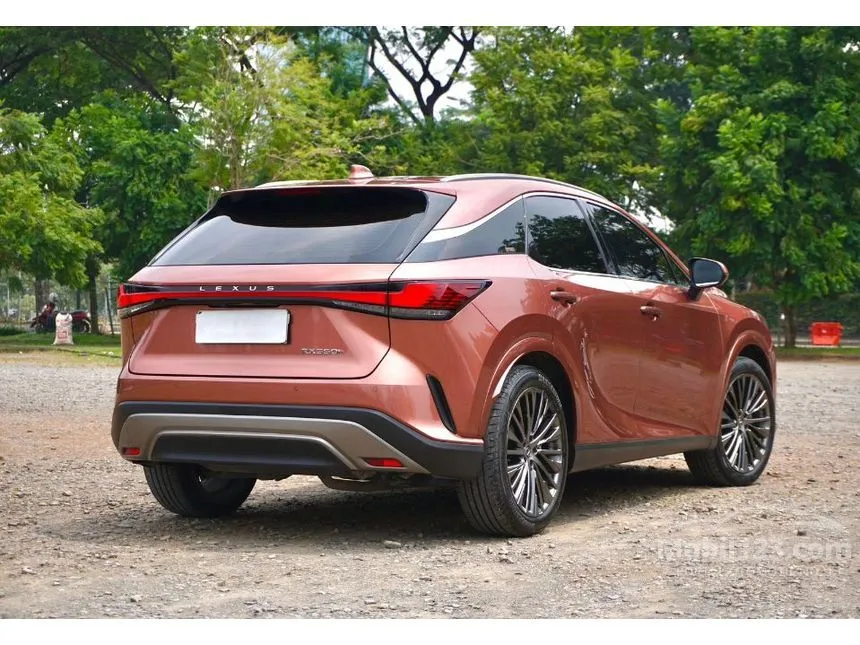 2023 Lexus RX 350h Luxury SUV