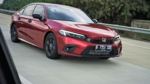 Test Drive All New Honda Civic RS: Performa & Fiturnya Bikin Lupa Harga