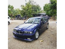 1994 BMW 320i 2.0 E36 Automatic Sedan E36 AT M50 vanos modifikasi bodykit audio cocok anak muda