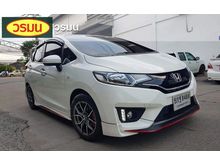 2016 Honda Jazz 1.5 (ปี 14-18) V i-VTEC Hatchback AT