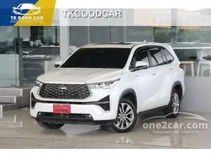 2025 Toyota INNOVA 2.0 Zenix HEV Premium Wagon
