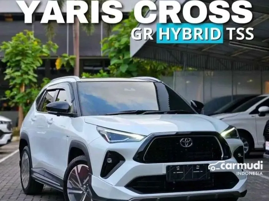 Jual Mobil Toyota Yaris Cross 2024 S GR Parts Aero Package HEV 1.5 di Jawa Barat Automatic Wagon Putih Rp 404.950.000
