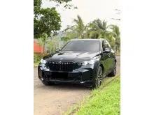 2024 BMW X5 3.0 xDrive40i M Sport SUV Carbon Black on Brown Odo 10 Rb (TERMURAH)