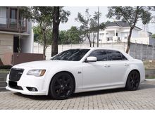 American Muscle Car 300C SRT8 HEMI 6400CC 2013 Like New!!