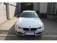 2015 BMW 320i 2.0 Sport Sedan