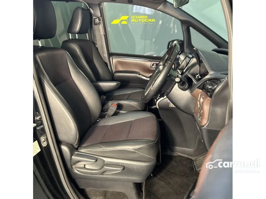 2019 Toyota Voxy MPV