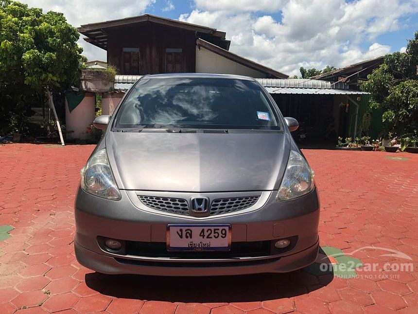 Honda Jazz 2005 E-V VTEC Cool 1.5 in ภาคเหนือ Automatic Hatchback สีเทา ...