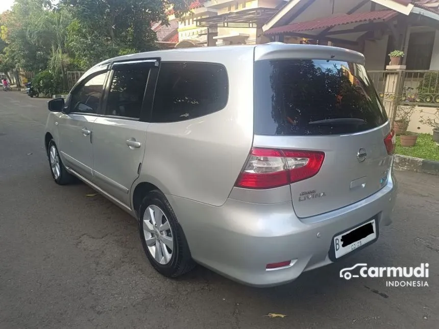 2016 Nissan Grand Livina XV MPV