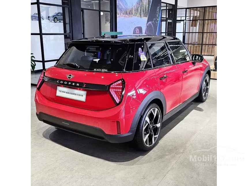 2025 MINI Cooper S 5 Door Hatchback