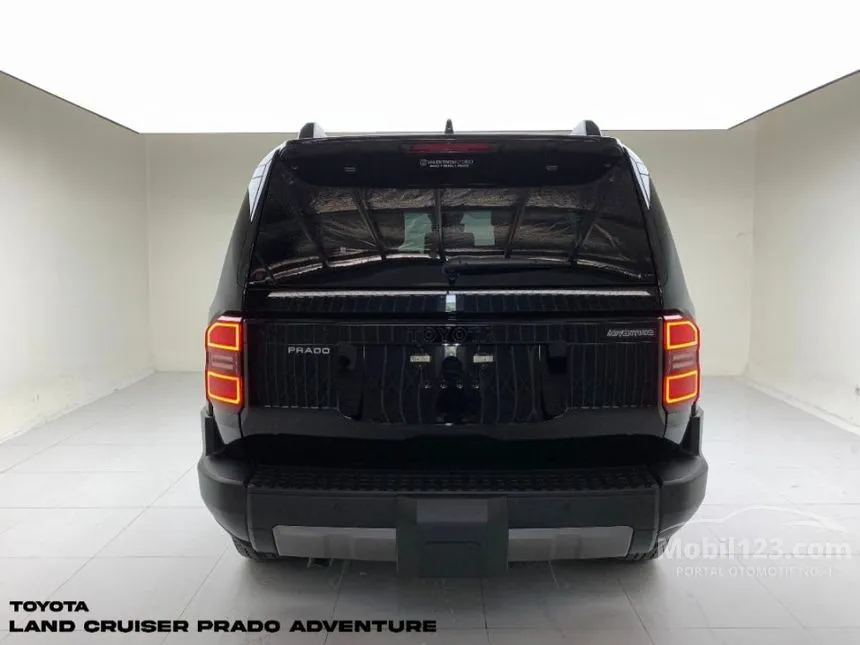 2025 Toyota Land Cruiser Prado Adventure MHEV SUV