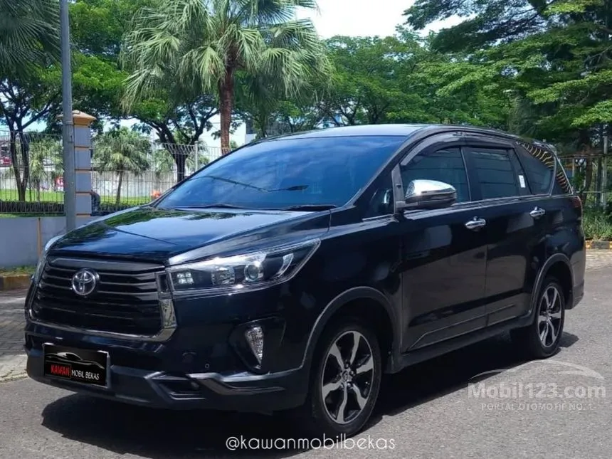 Jual Mobil Toyota Innova Venturer 2021 2.4 di Banten Automatic Wagon Hitam Rp 430.000.000