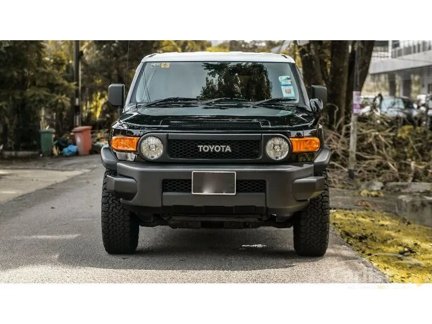 2012 Toyota FJ Cruiser SUV