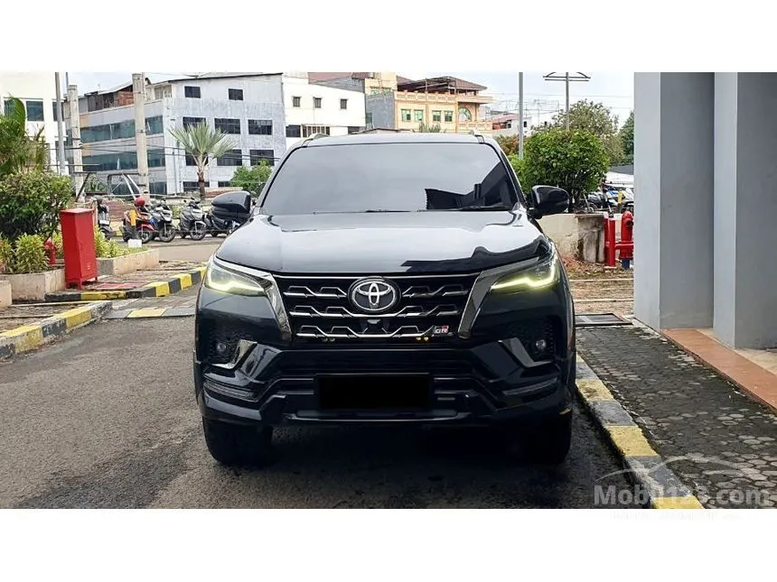 2024 Toyota Fortuner GR Sport 4X2 SUV