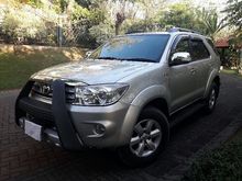 2009 Toyota Fortuner 2.5 G SUV