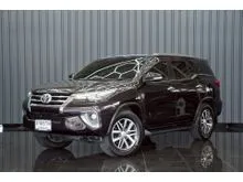 2015 Toyota FORTUNER 2.8 (ปี 15-25) V 4WD SUV