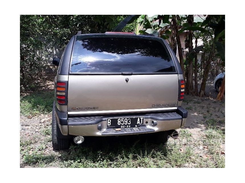 Jual Mobil  Chevrolet  Blazer  2002 Montera  LN 2 2 di 