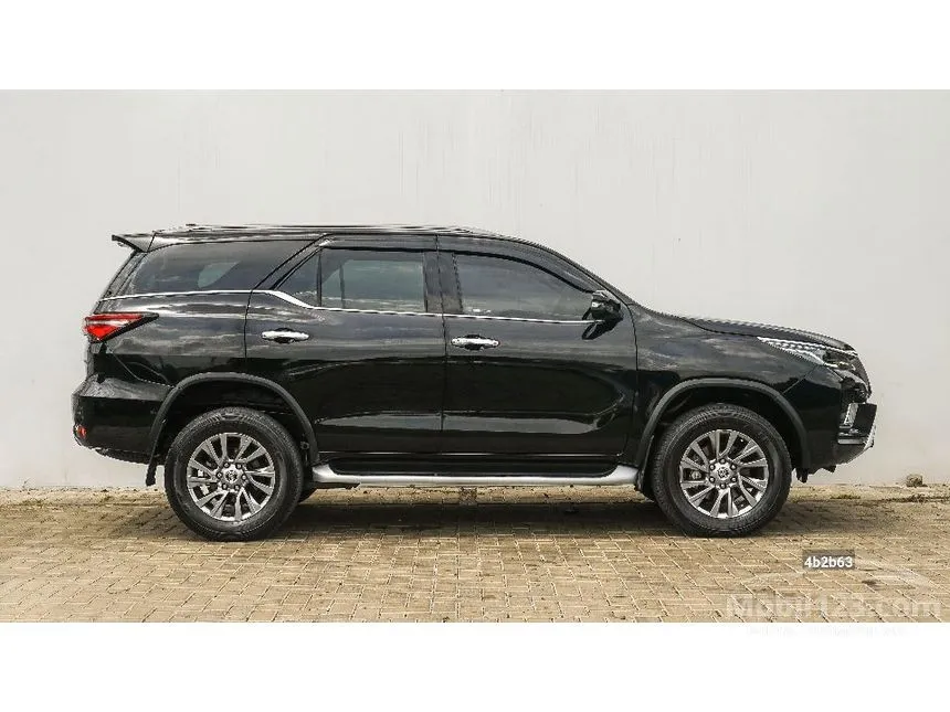 2022 Toyota Fortuner VRZ 4X2 SUV