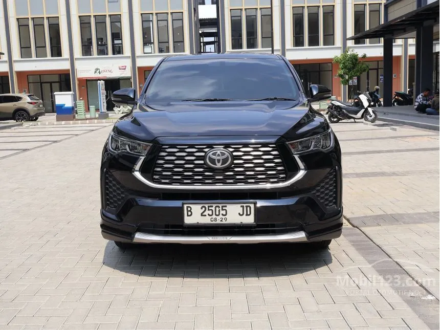 2024 Toyota Kijang Innova Zenix V HV (Premium Color) MPV