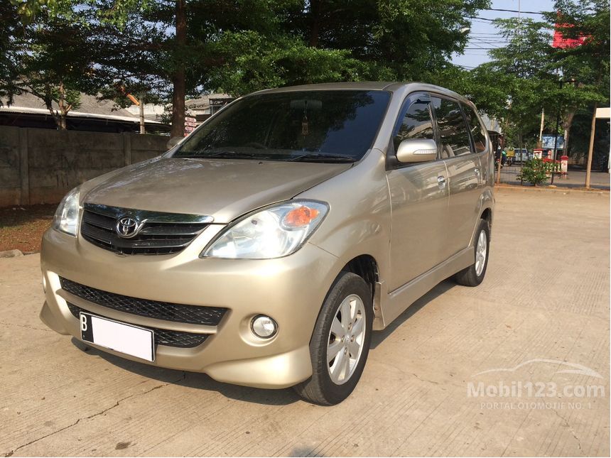 Toyota Avanza 2008 Coklat: Nostalgia dan Keandalan dalam Satu Paket