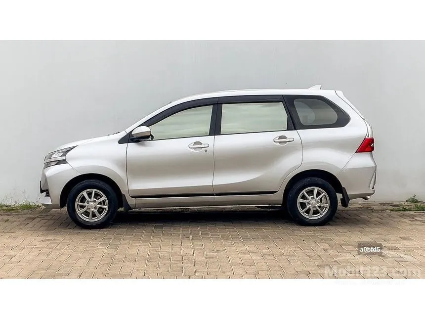 2021 Daihatsu Xenia X MPV