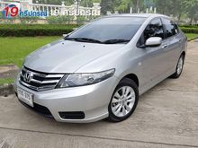 2013 Honda City 1.5 (ปี 08-14) V i-VTEC Sedan AT