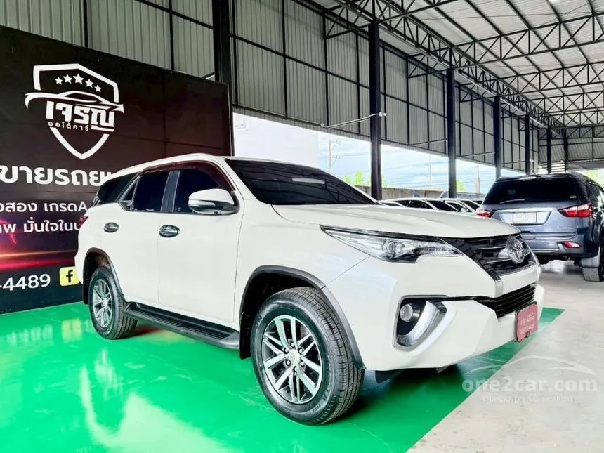 2016 Toyota FORTUNER V SUV