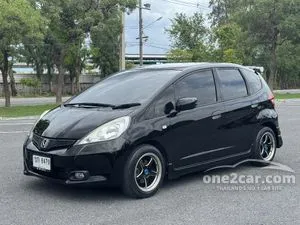 2011 Honda JAZZ 1.5 V Hatchback