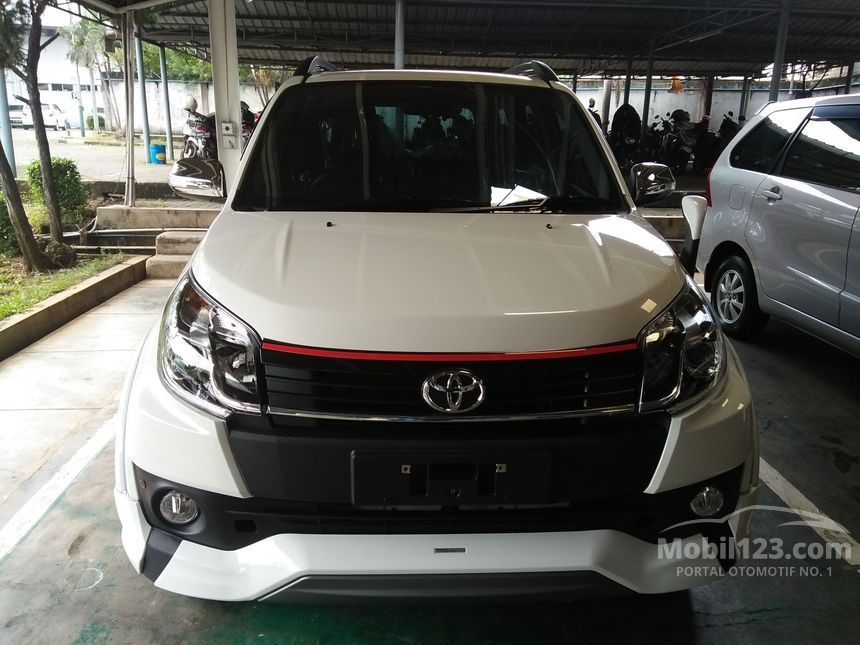 Jual Mobil  Toyota  Rush  2019 TRD  Sportivo  Ultimo  1 5 di DKI 