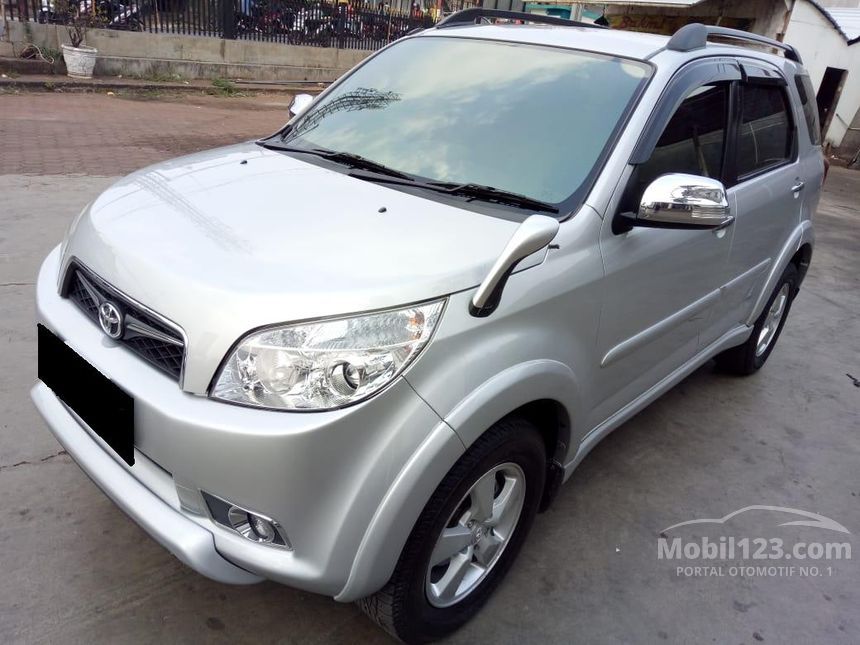 Jual Mobil Toyota Rush 2010 S 1.5 di DKI Jakarta Automatic SUV Silver 