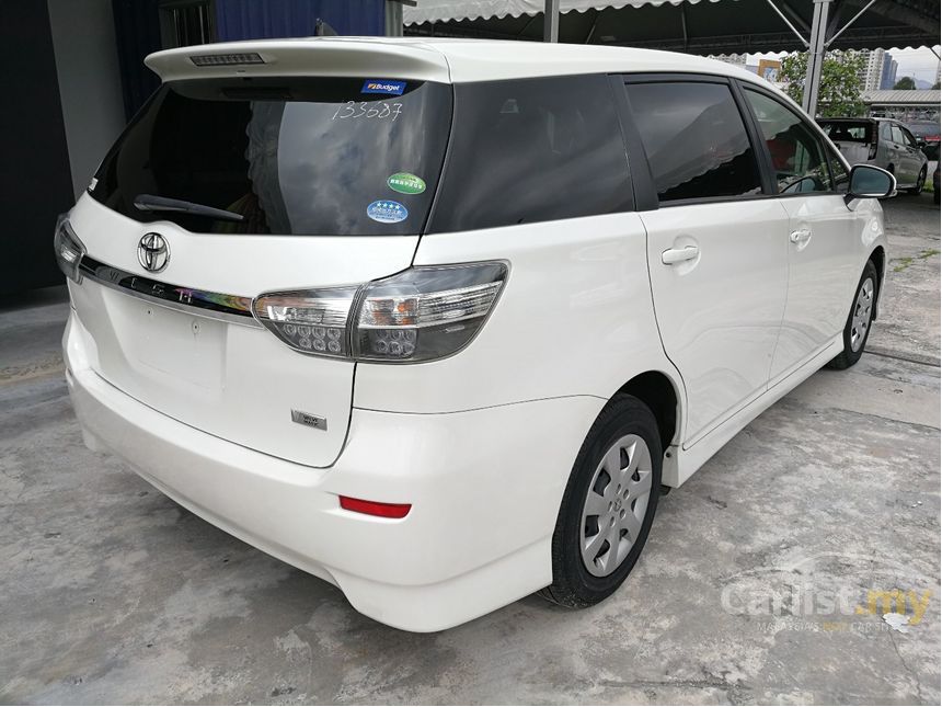 Toyota wish левый руль