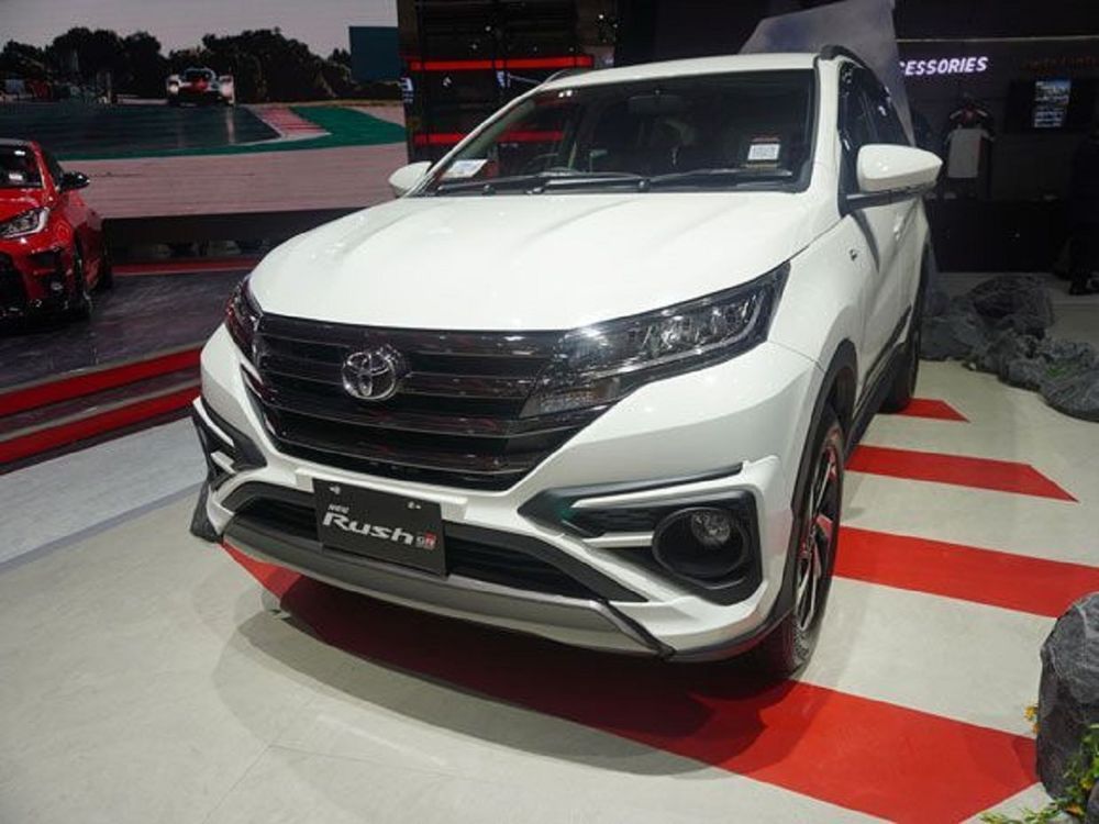 Daihatsu Terios Sudah Dapat Penyegaran, Toyota Rush Kapan?