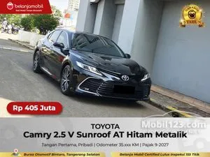 2023 Toyota Camry 2.5 V Sedan