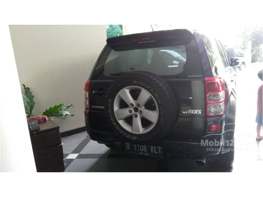 Jual Mobil  Suzuki  Grand  Vitara  2010  2 4 2 4 di DKI Jakarta 