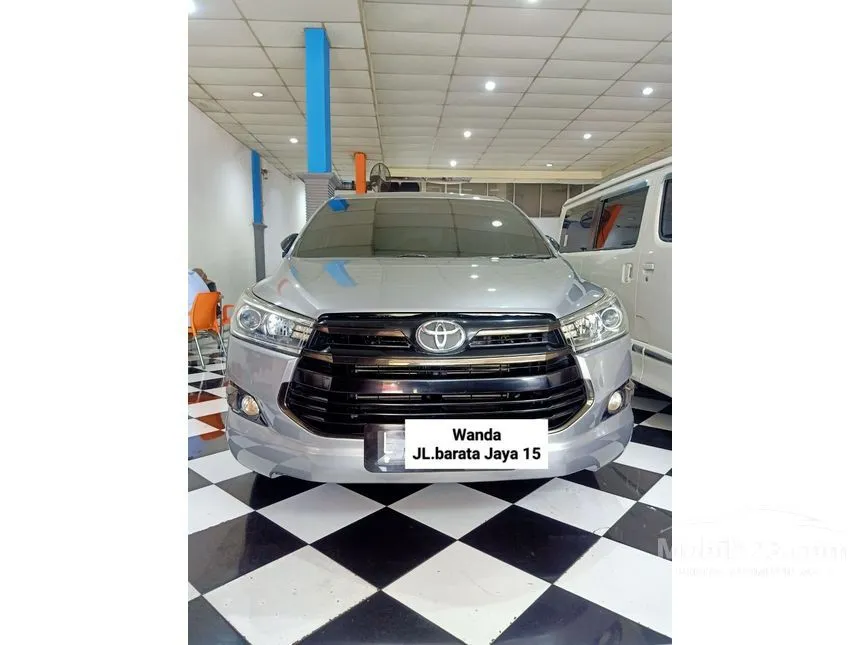Jual Mobil Toyota Kijang Innova 2019 V 2.4 di Jawa Timur Automatic MPV Silver Rp 369.000.000