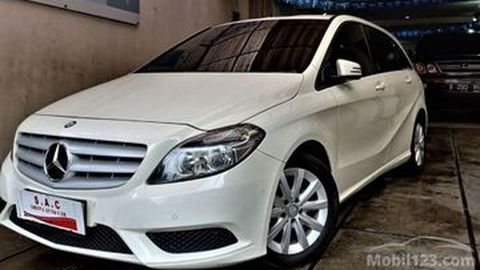 Bergaya ‘Sultan’ dengan Modal Setara Avanza, Cek Mercy B-Class Bekas 2013 Ini
