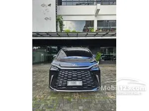 2024 Lexus LM 350h 2.5 7 Seater MPV