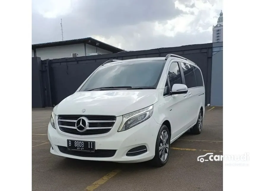 2016 Mercedes-Benz V220 D Van