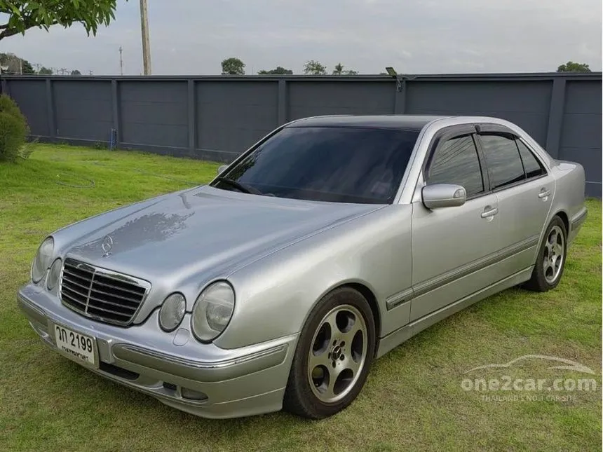 2001 Mercedes-Benz E200 Kompressor Sedan