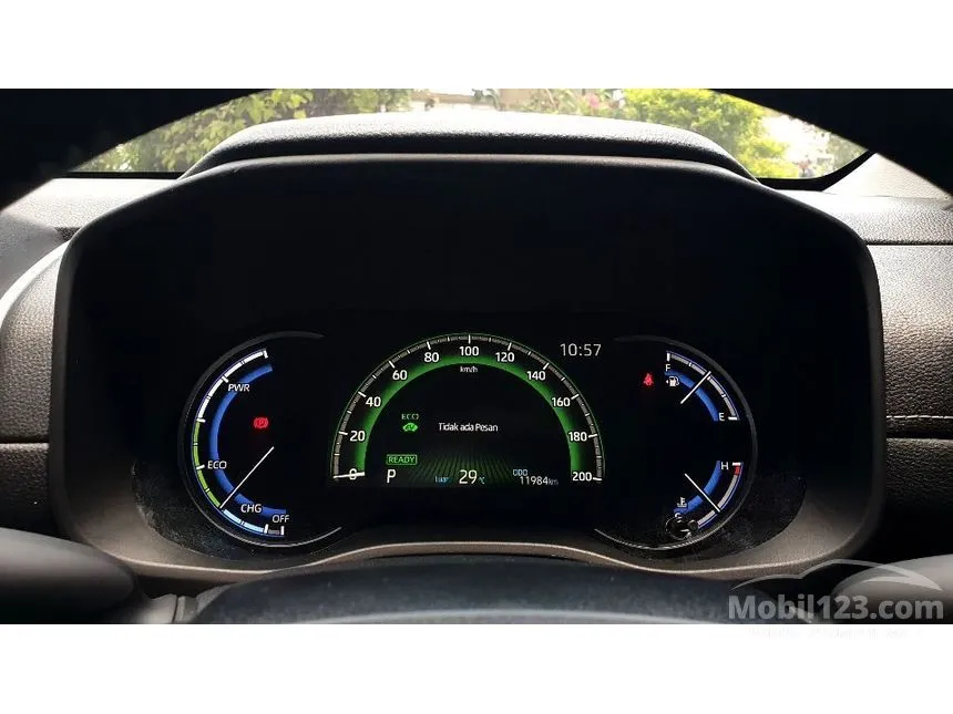 2024 Toyota Kijang Innova Zenix V HV Modellista (Non Premium Color) MPV